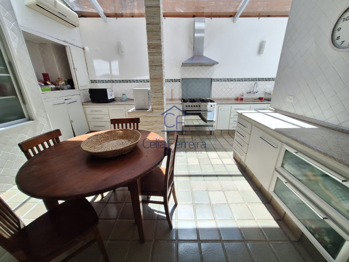 Casa à venda com 4 quartos, 410m² - Foto 25